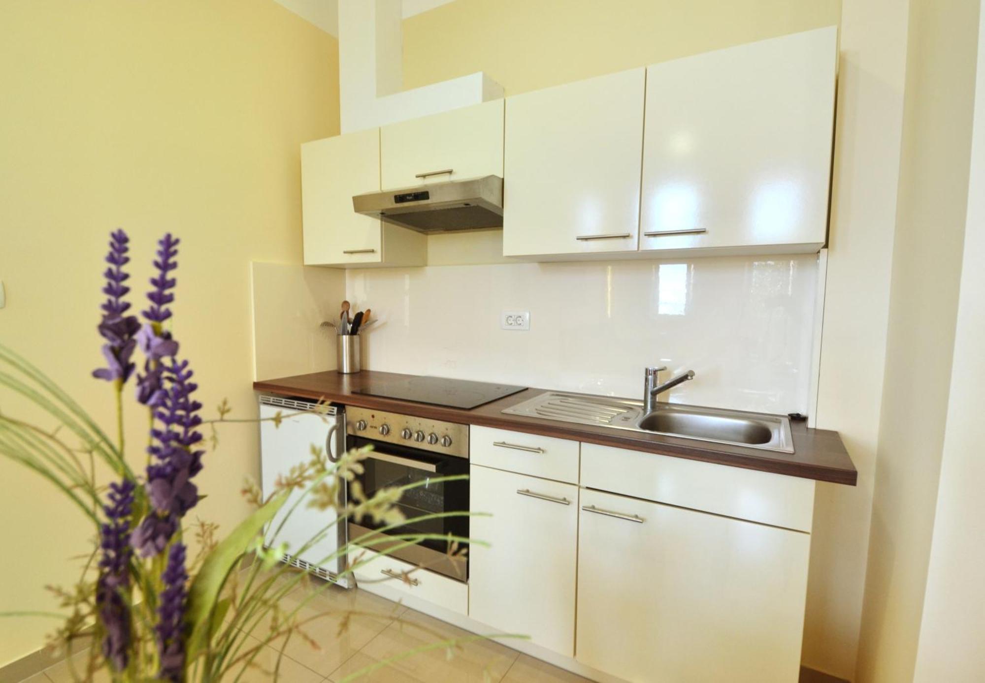 Apartments Villa Pjer - Pool & Private Parking Near Beach Znjan