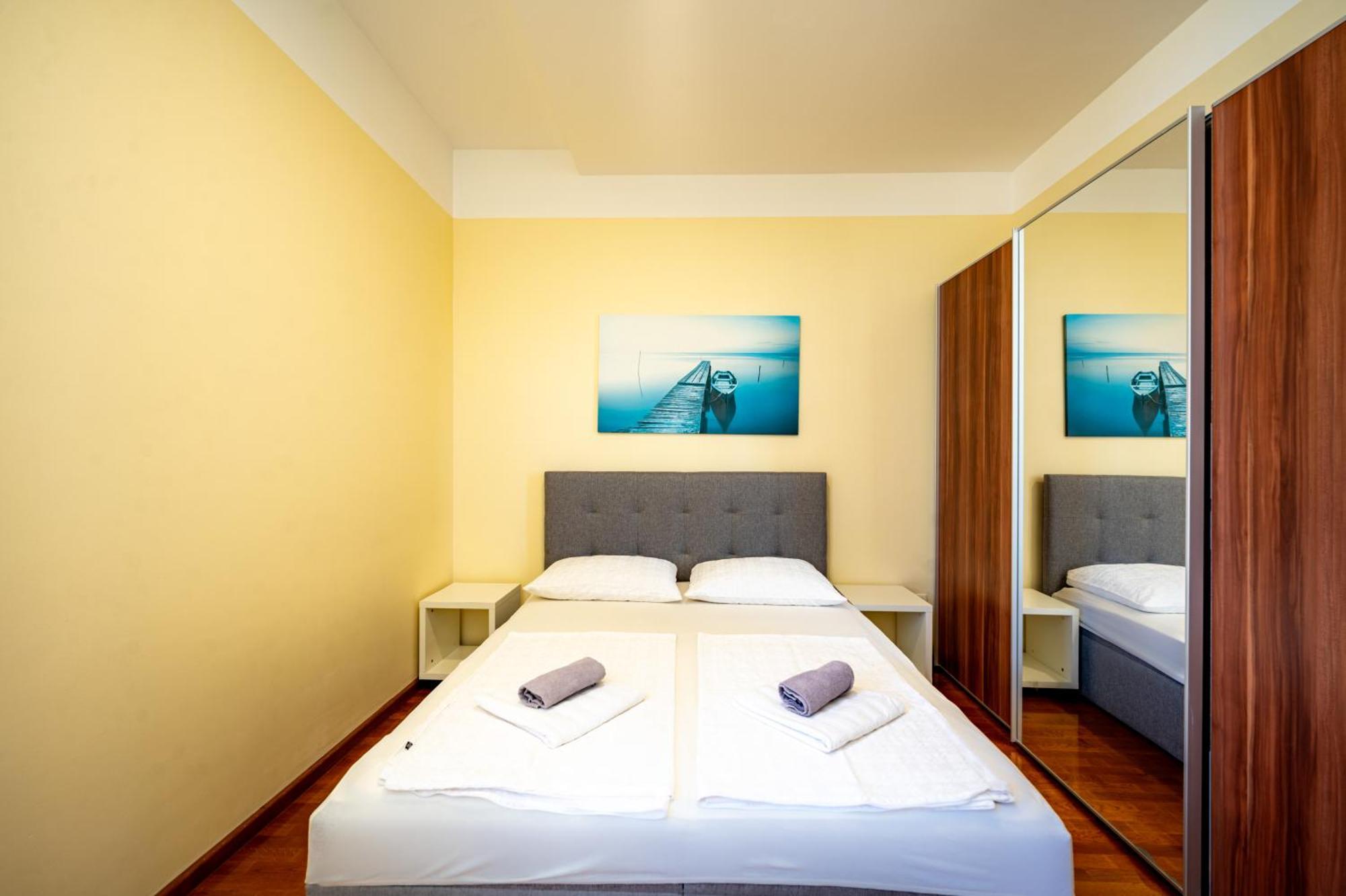 Apartments Villa Pjer - Pool & Private Parking Near Beach Znjan *