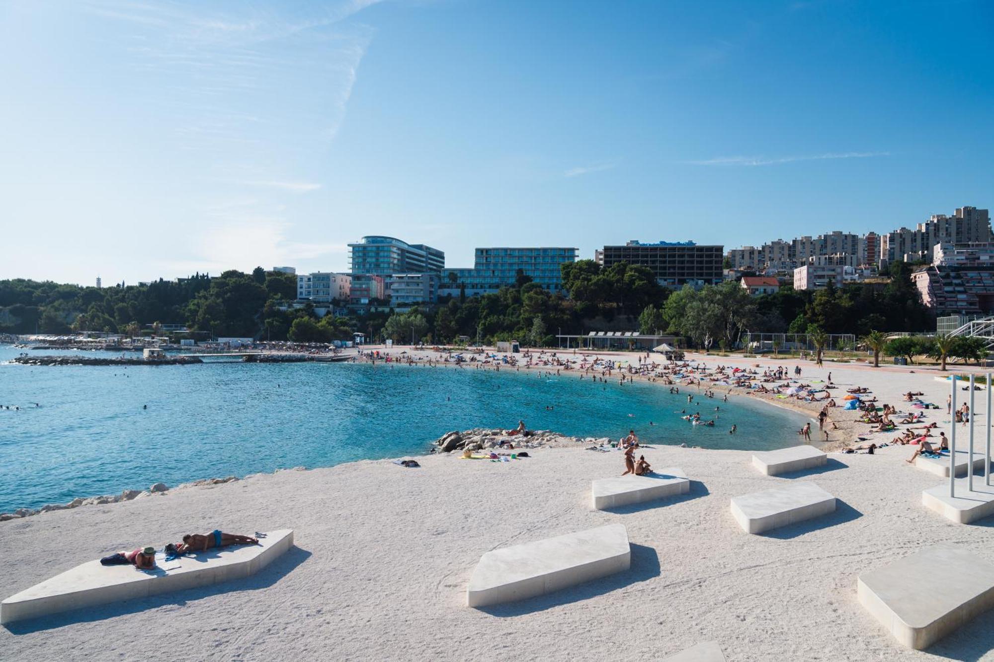 Apartment Apartments Villa Pjer - Pool & Private Parking Near Beach Znjan *